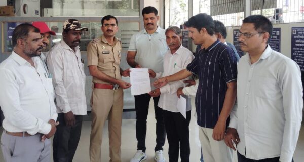 पहलगाम हल्ल्याचा आळंदीत तीव्र निषेध: हुतात्मा राजगुरू पत्रकार संघाने दिले पोलिसांना निवेदन
