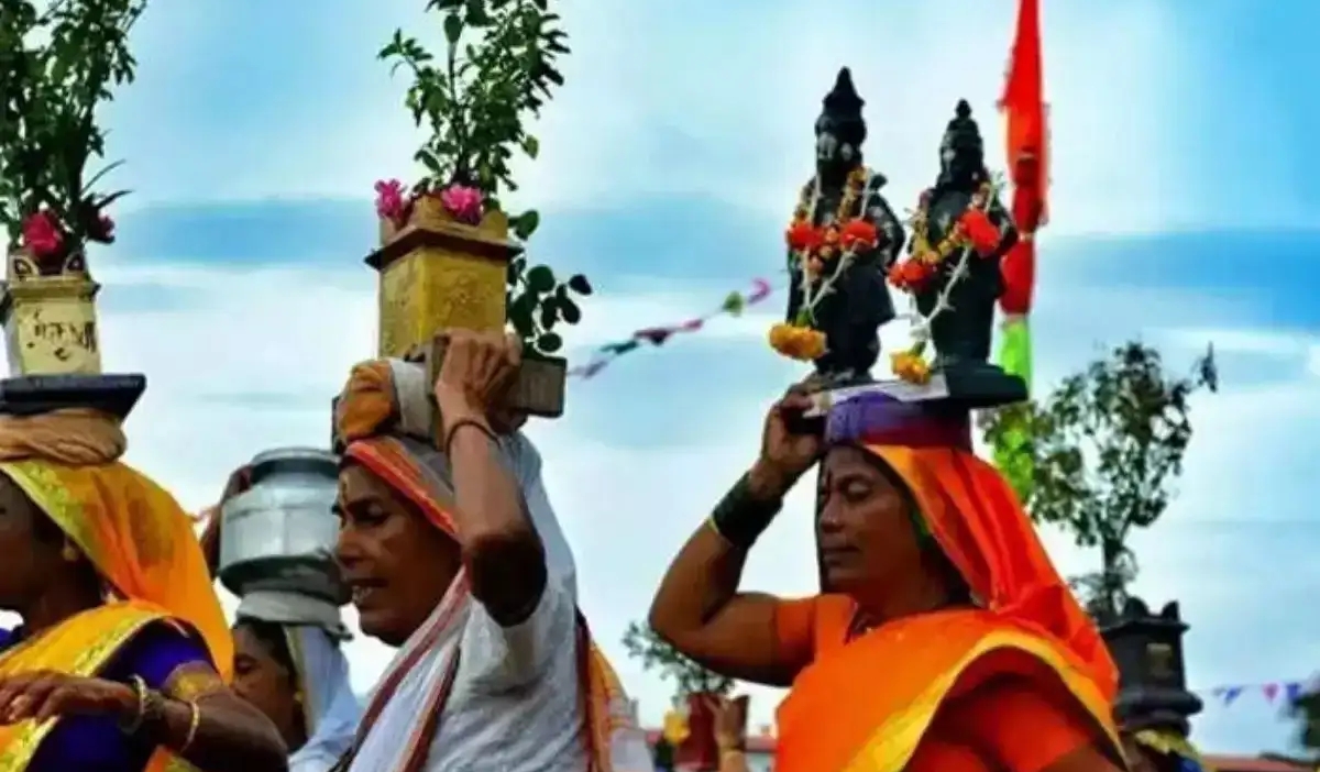 पालखी मार्गावरील अडथळे दूर करण्याचे पोलिसांचे आश्वासन; पुणे पोलिस, संस्थान पदाधिकाऱ्यांची समन्वय बैठक