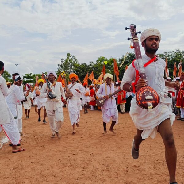 आषाढी पायी वारी का करावी? 4 मुद्दे समजून घ्या
