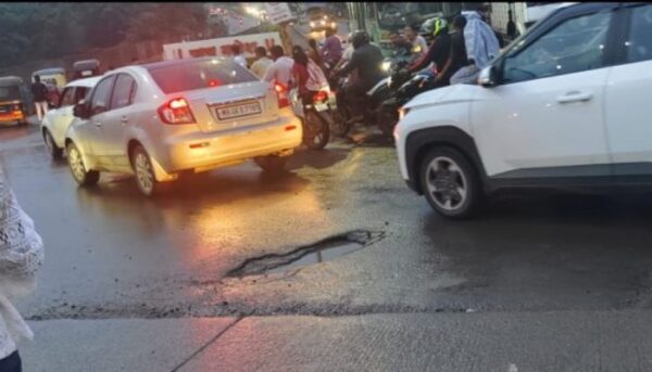 आळंदी शहरात पावसामुळे पुन्हा खड्ड्यांचे संकट; नागरिकांची उपाययोजनांची मागणी